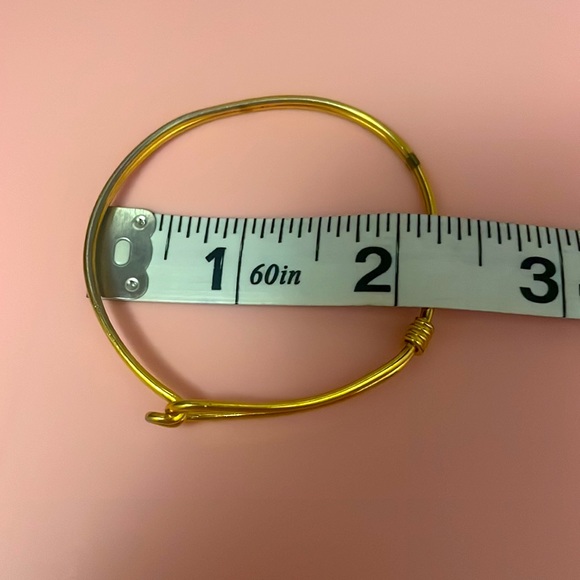 ✨ Gold-tone Bangle Bracelet (not real gold) ✨ - Picture 5 of 5